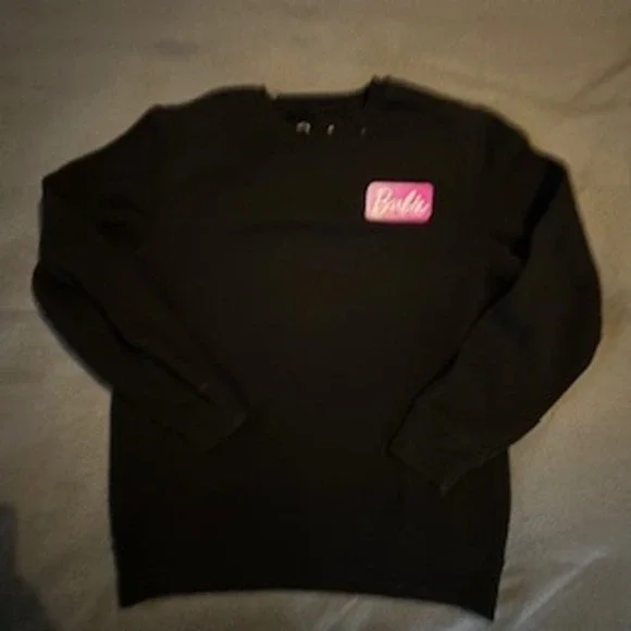 Barbie‎ Dream Car Graphic Sweatshirt Black Crewneck Pullover Women's M - Picture 6 of 7